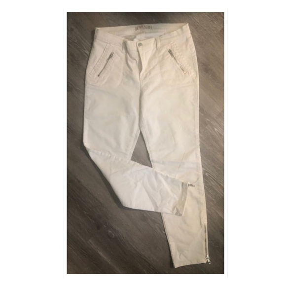 J BRAND Ginger Cropped Mid-Rise Skinny Jeans - Picture 3 of 10